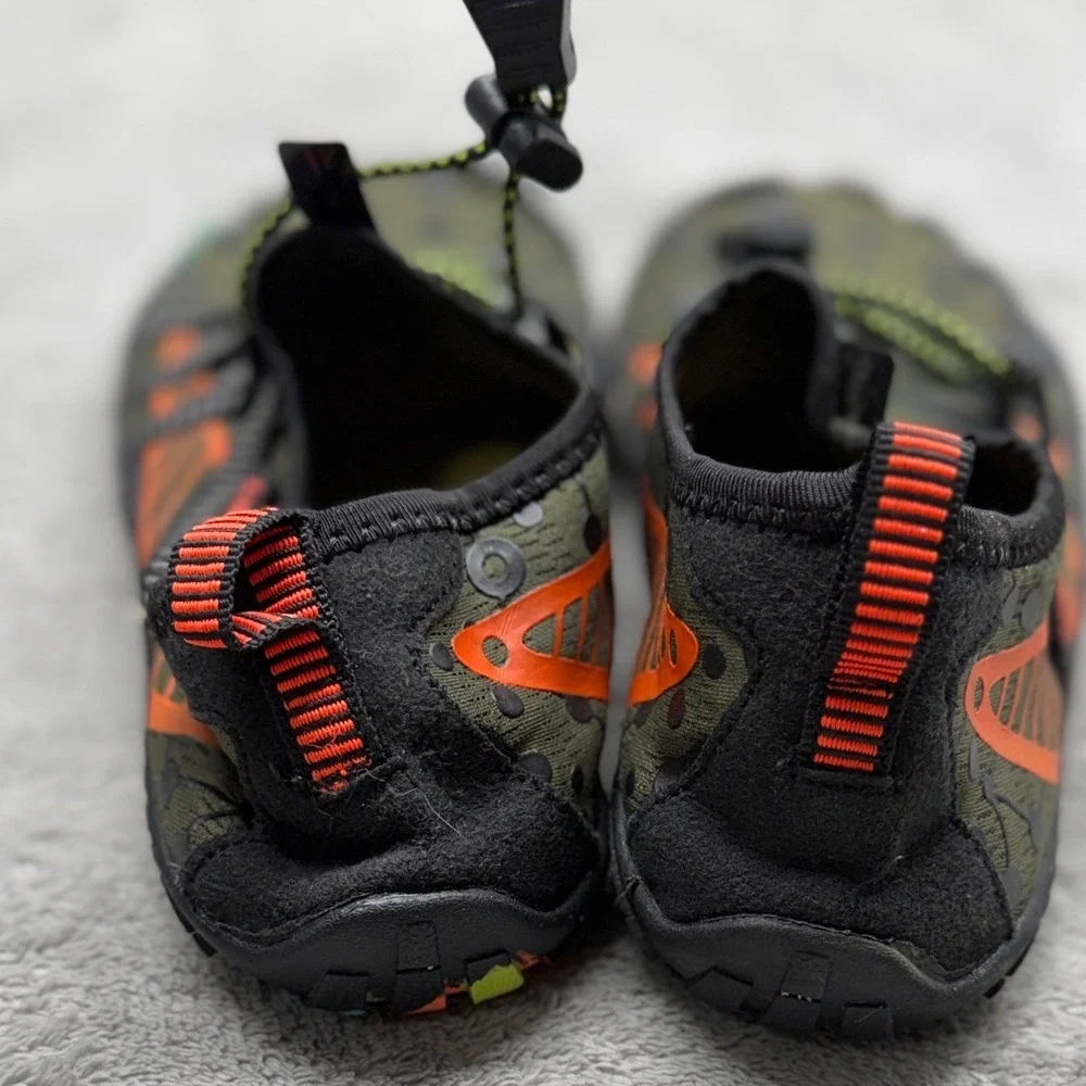 UBFEN Kids Barefoot Water Shoes Olive Green Orange Size 34 Bungee Lace Athletic